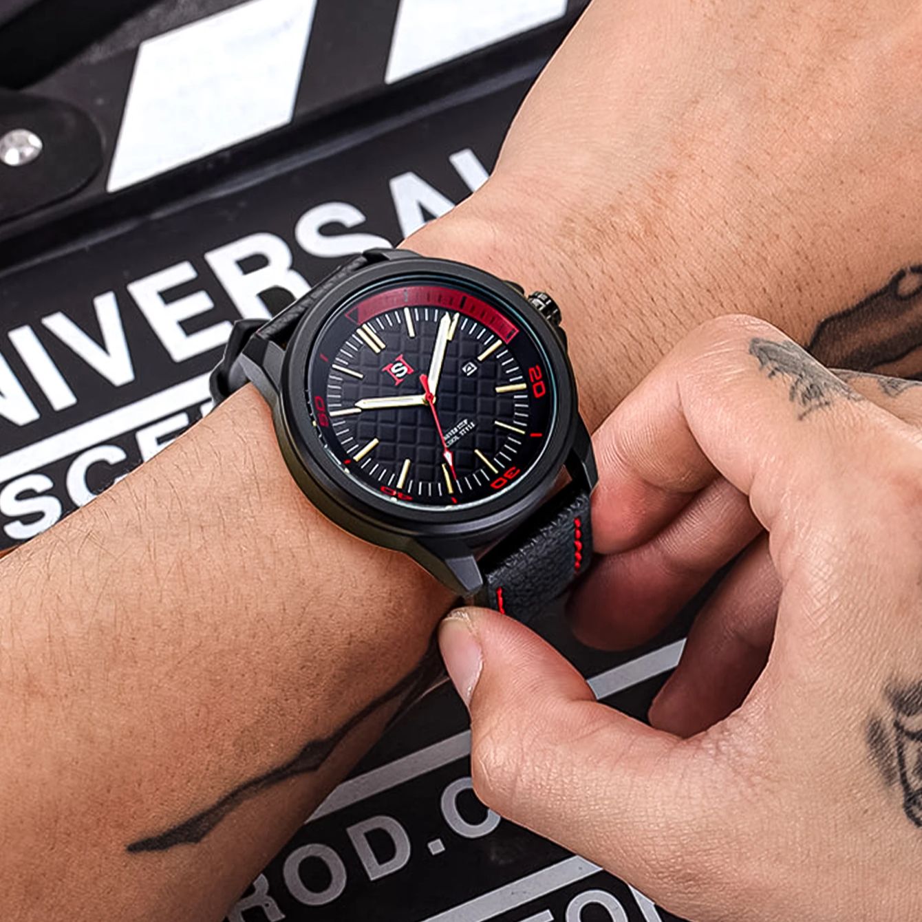 NS Simple Fashion men watch Ou - Suede Strap Watch 评论和价格